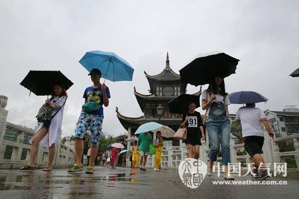 臺風(fēng)妮妲影響貴州局部地區(qū)有暴雨