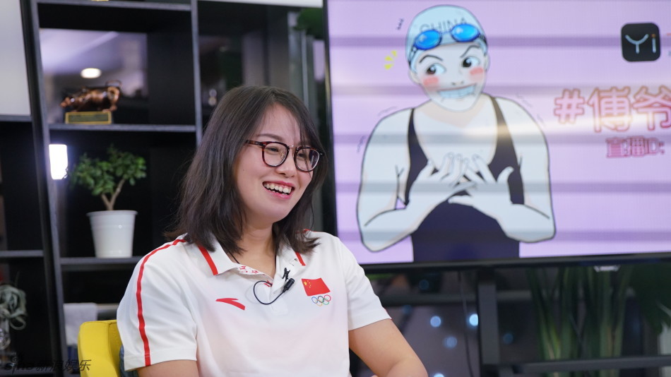 傅園慧直播撩李靜