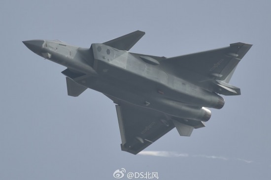 中國大殺器亮相 殲-20隱形戰斗機公開亮相