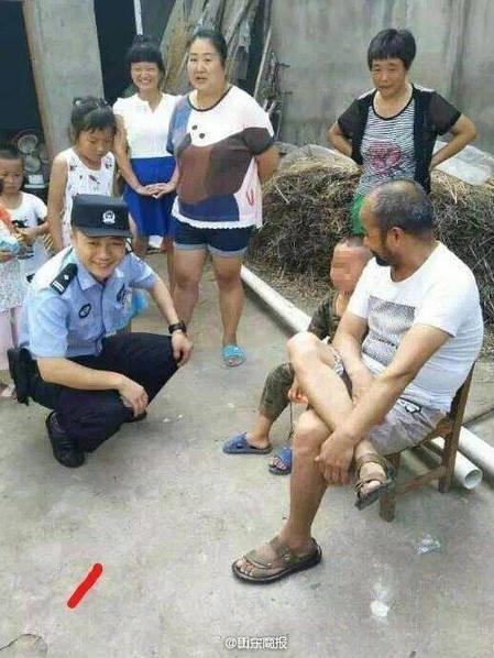 男孩練紅孩兒噴火引發(fā)火災(zāi)