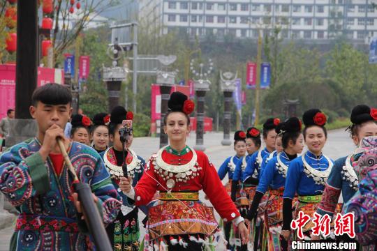 美國女孩中國鎮長