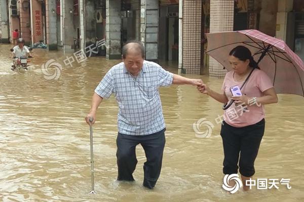 臺(tái)風(fēng)摩羯給華北黃淮帶來(lái)大暴雨 華南強(qiáng)降雨持續(xù)