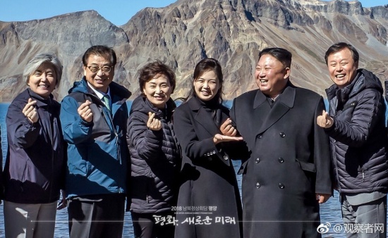 金正恩被提議比心