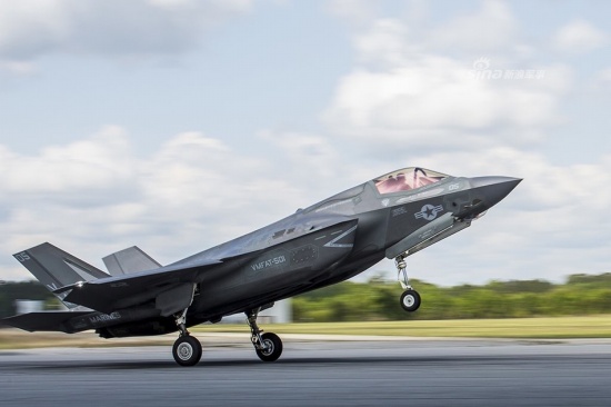 美F-35首次墜毀 F-35隱形戰機全毀