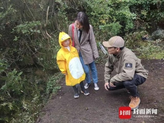 四川5歲小男孩發現恐龍足跡