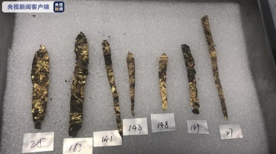 三星堆8號坑陸續(xù)發(fā)現(xiàn)近60件金葉