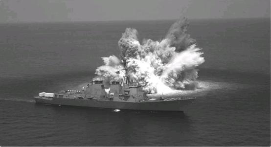 美軍航母旁數(shù)千磅炸藥爆炸 以檢測爆炸對航母的影響