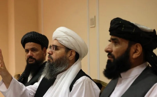 塔利班發(fā)言人 Suhail Shaheen 表示，他們認(rèn)為中國(guó)是阿富汗的“朋友”