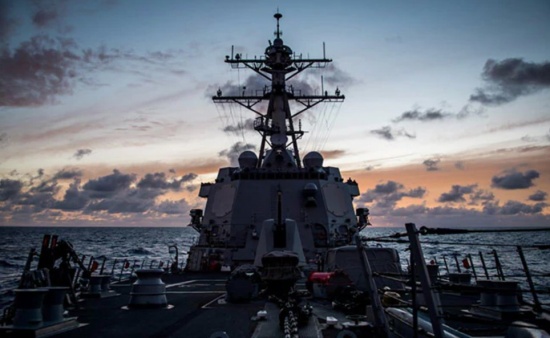 美國和加拿大軍艦上周在緊張局勢中航行通過臺灣海峽