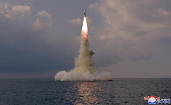 朝鮮發射新型潛射彈道導彈