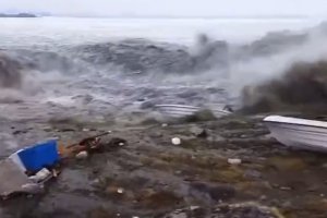 1.5米高海嘯襲擊日本